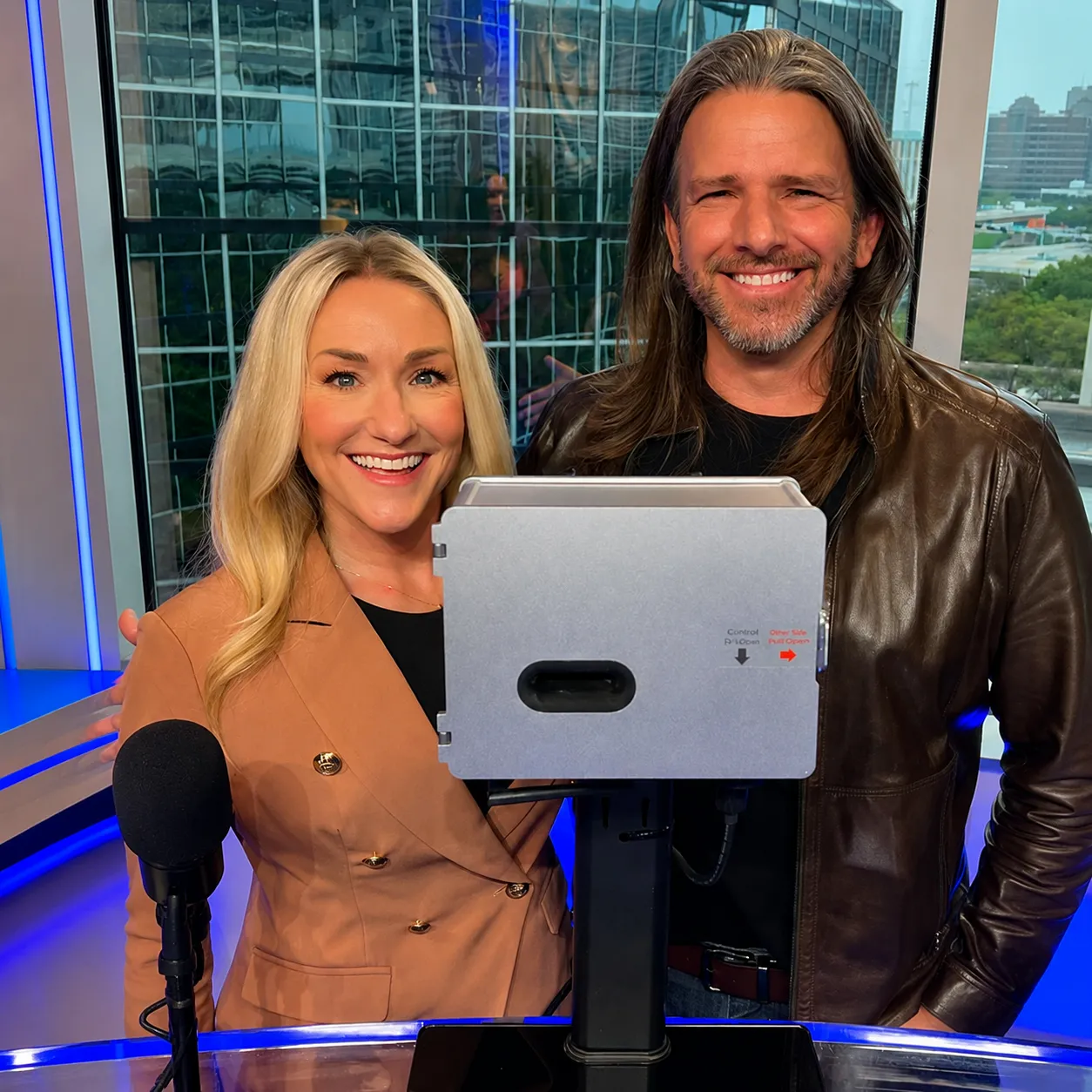 APS400 sensor on a broadcast set with David and Kris
